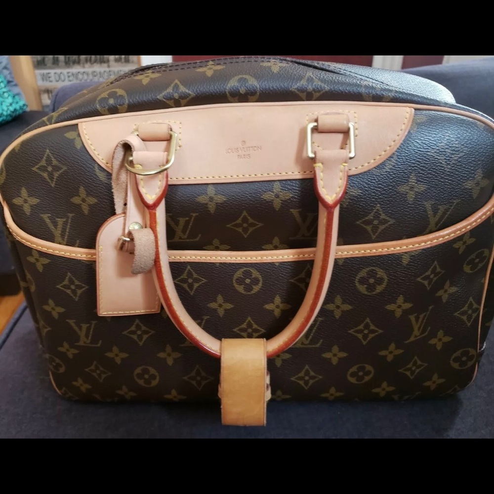 Authentic Pre Owned Louis Vuitton Deauville